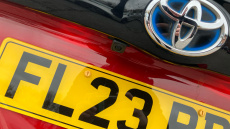 Toyota Yaris 1.5 Hybrid Design 5dr CVT Hybrid Hatchback